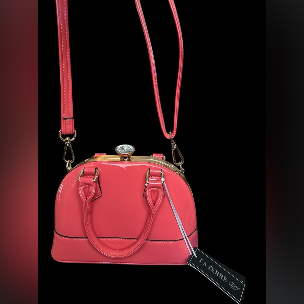 La Terre lovely vegan leather bag